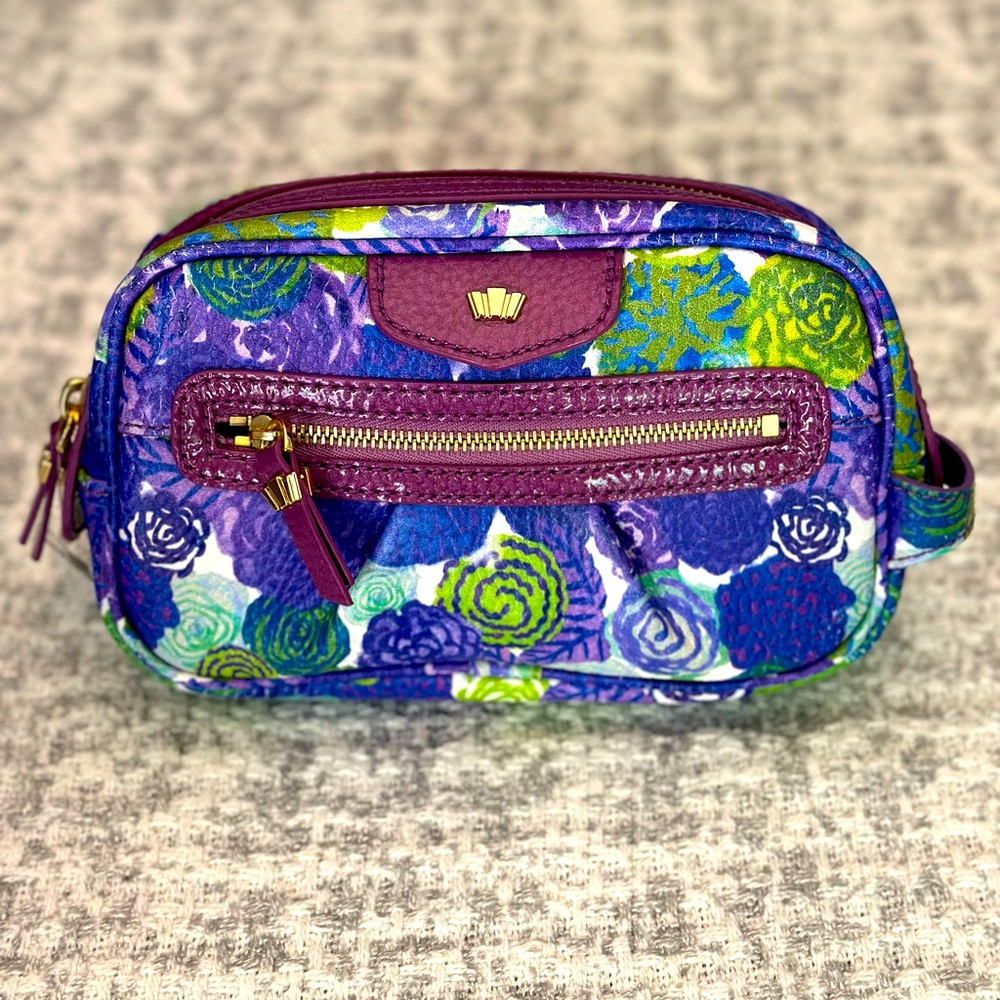 Henri Bendel Gorgeous Vintage Purple Floral Cosmetic Pouch NWOT
